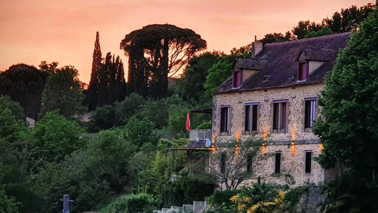 Les Hauts De Domme - Chambres D'Hotes エクステリア 写真